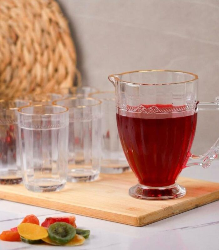 شاف منقش مع ٦ كاسات خط ذهبي منقش 
